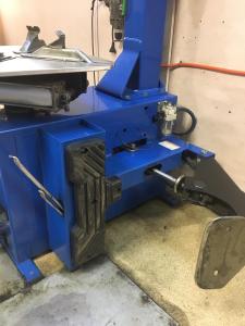 Полуавтоматический шиномонтажный станок SIVIK КС-301A Старт 380В БУ