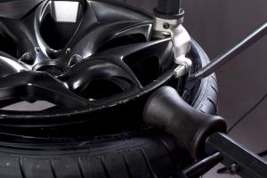 Шиномонтажный станок автомат  M-231P36 AE&T (380В)