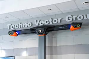 ООО "Технокар" Стенд сход-развал 3D Техно Вектор P 7204 TAS