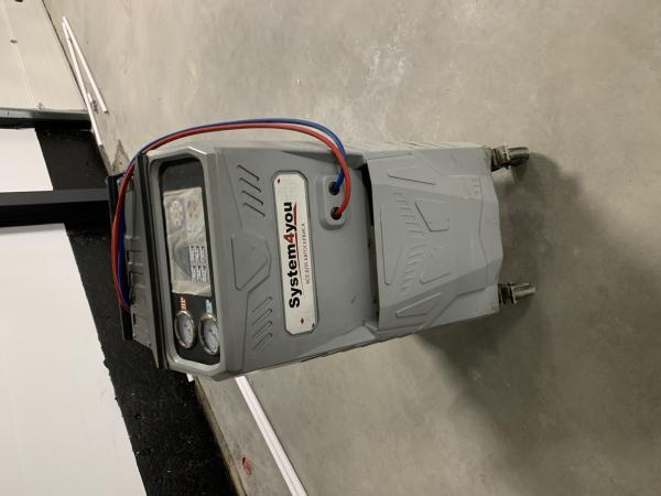 Автоматическая станция для обслуживания кондиционеров Систем